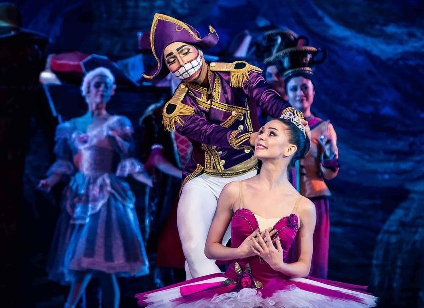 Где еще перед Новым годом можно посмотреть Щелкунчика и не за 50 тысяч рублей