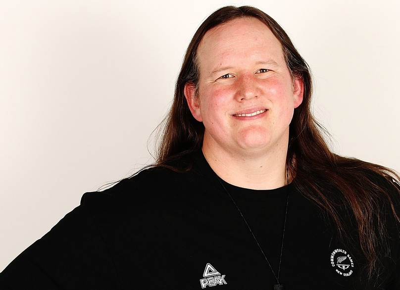 Битва полов на Олимпиаде за медали поборется женщина в прошлом мужчина-штангист