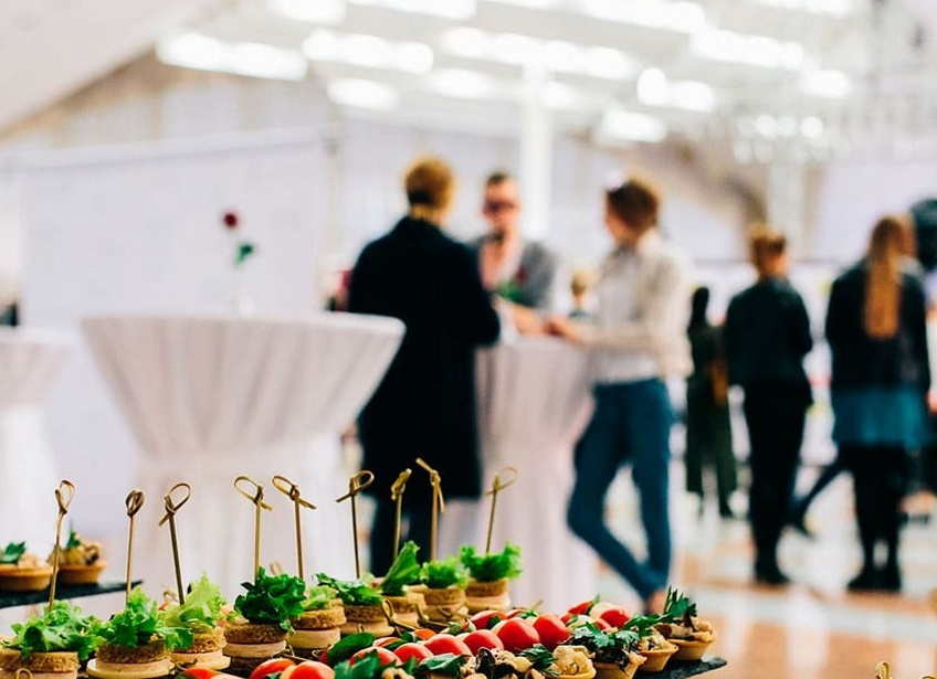 Когда пиццей уже не обойтись что такое кейтеринг и зачем он нужен