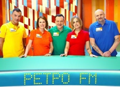 Буланова Сенчукова и Казаченко сыграют в Сто к одному с ведущими Ретро FM