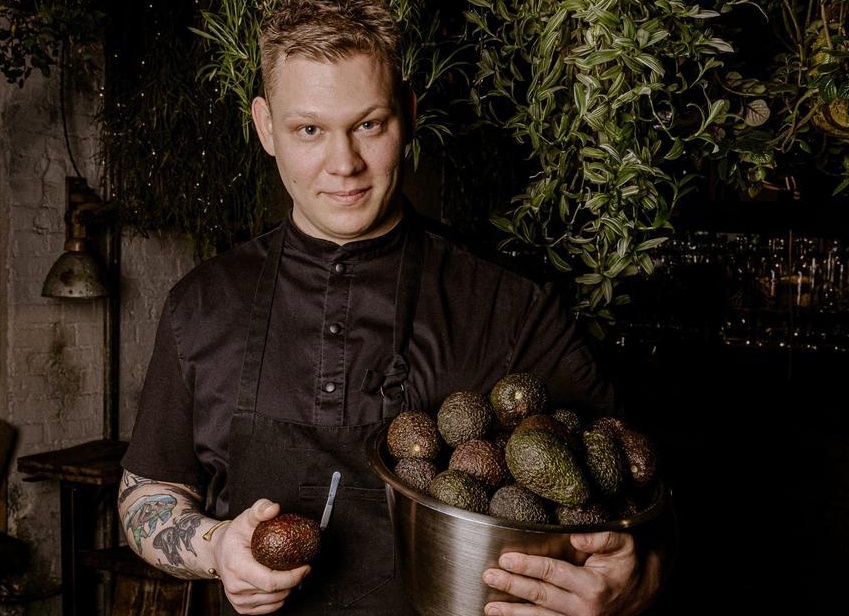 Ресторанный дайджест зеленое меню в Sempre спортивное в Greens и 075 please на Патриках