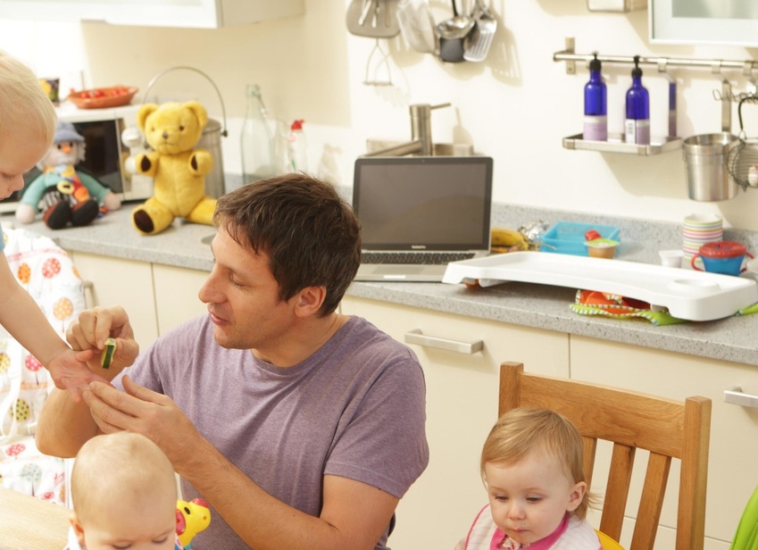 Это как в армии отслужить о чем молчат мужчины в декрете